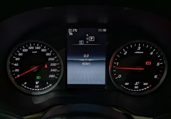 Подержанный автомобиль Mercedes-Benz GLC Coupe 2019 года (13 фото)