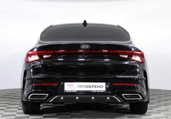 Подержанный автомобиль Kia K5 2021 года (6 фото)