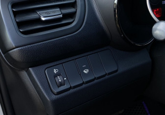 Подержанный автомобиль Kia Rio Sedan 2014 года (18 фото)