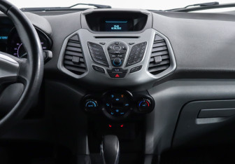 Подержанный автомобиль Ford EcoSport 2014 года (8 фото)