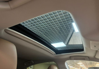 Подержанный автомобиль Lexus ES 2016 года (22 фото)