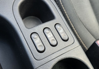 Подержанный автомобиль Nissan Qashqai 2010 года (15 фото)