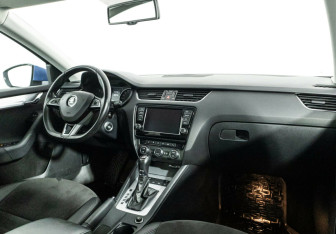 Подержанный автомобиль Skoda Octavia Wagon 2015 года (5 фото)
