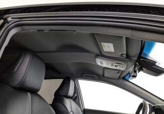 Подержанный автомобиль Toyota Camry Sedan 2022 года (23 фото)