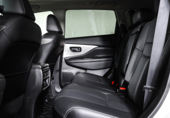 Подержанный автомобиль Nissan Murano Suv 2021 года (12 фото)