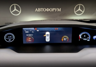 Подержанный автомобиль Changan UNI-V 2023 года (13 фото)