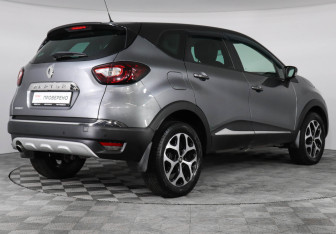 Подержанный автомобиль Renault Kaptur 2018 года (5 фото)