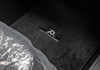 Новый Toyota Land Cruiser Prado 2022 (25 фото)