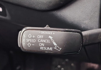 Подержанный автомобиль Skoda Octavia Liftback 2024 года (18 фото)