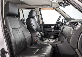 Подержанный автомобиль Land Rover Discovery 2015 года (23 фото)