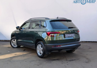 Подержанный автомобиль Skoda Karoq 2021 года (7 фото)