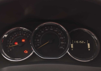 Подержанный автомобиль Renault Sandero 2019 года (12 фото)