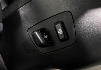 Подержанный автомобиль BMW X5 2017 года (21 фото)