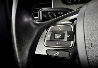 Подержанный автомобиль Volkswagen Touareg 2018 года (29 фото)