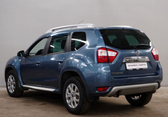 Подержанный автомобиль Nissan Terrano 2014 года (5 фото)