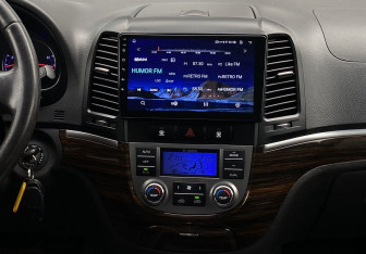 Подержанный автомобиль Hyundai Santa Fe 2012 года (12 фото)