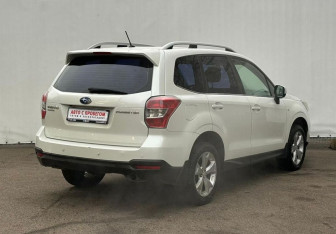 Подержанный автомобиль Subaru Forester Suv 2013 года (5 фото)