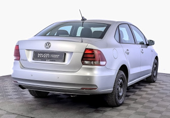 Подержанный автомобиль Volkswagen Polo Sedan 2019 года (5 фото)