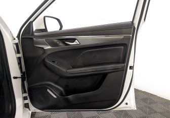 Подержанный автомобиль Haval Jolion 2023 года (24 фото)