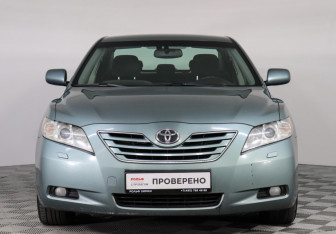 Подержанный автомобиль Toyota Camry Sedan 2007 года (2 фото)