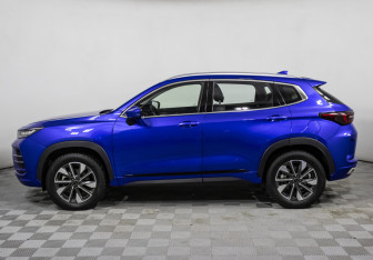 Подержанный автомобиль Exeed LX 2023 года (8 фото)