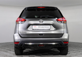 Подержанный автомобиль Nissan X-Trail 2019 года (6 фото)