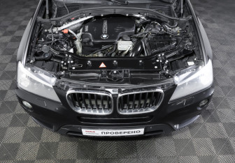 Подержанный автомобиль BMW X3 2013 года (9 фото)