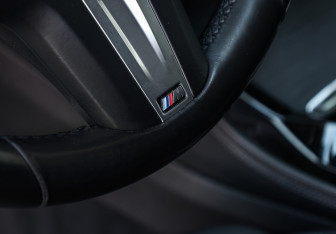 Подержанный автомобиль BMW X4 2022 года (18 фото)