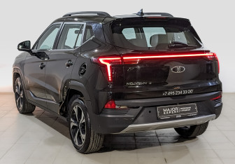 Подержанный автомобиль Москвич 3 2023 года (7 фото)