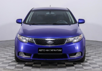 Подержанный автомобиль Kia Cerato Sedan 2012 года (2 фото)