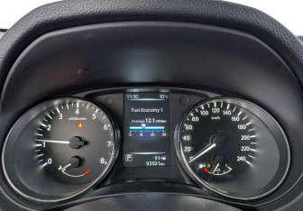 Подержанный автомобиль Nissan Qashqai 2014 года (15 фото)