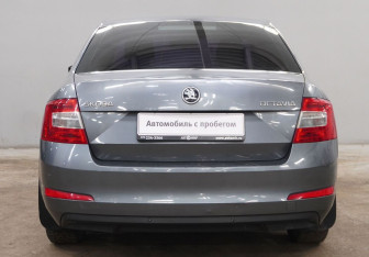 Подержанный автомобиль Skoda Octavia Liftback 2014 года (6 фото)