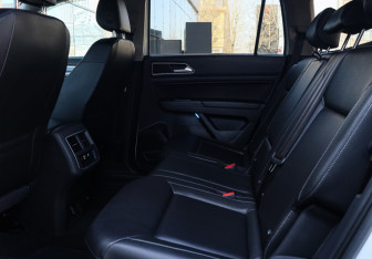 Подержанный автомобиль Volkswagen Teramont 2018 года (9 фото)