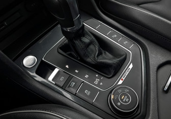 Подержанный автомобиль Volkswagen Tiguan 2017 года (30 фото)