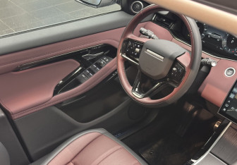 Новый Land Rover Range Rover Evoque 2025 (12 фото)