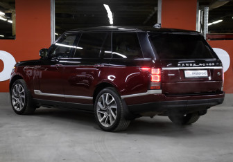 Подержанный автомобиль Land Rover Range Rover 2017 года (7 фото)