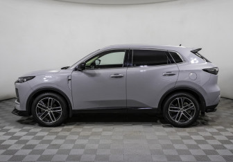 Подержанный автомобиль Changan UNI-S 2024 года (8 фото)