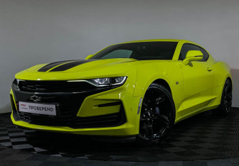 Подержанный автомобиль Chevrolet Camaro Coupe 2019 года (23 фото)
