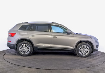Подержанный автомобиль Skoda Kodiaq 2019 года (4 фото)