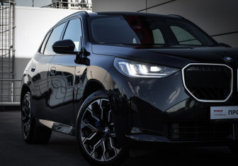 Подержанный автомобиль BMW X3 2025 года (27 фото)