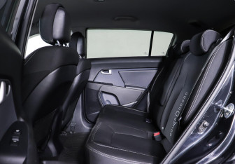 Подержанный автомобиль Kia Sportage 2015 года (18 фото)