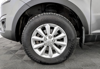 Подержанный автомобиль SsangYong Actyon 2013 года (18 фото)