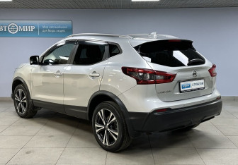 Подержанный автомобиль Nissan Qashqai 2019 года (7 фото)