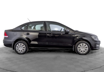 Подержанный автомобиль Volkswagen Polo Sedan 2016 года (4 фото)