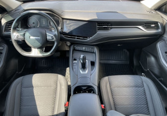 Подержанный автомобиль Haval F7 2022 года (10 фото)