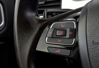 Подержанный автомобиль Volkswagen Touareg 2013 года (29 фото)