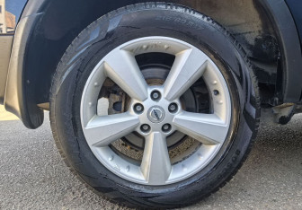 Подержанный автомобиль Nissan Qashqai 2009 года (10 фото)