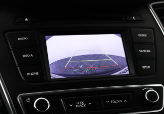 Подержанный автомобиль Hyundai Santa Fe 2016 года (8 фото)