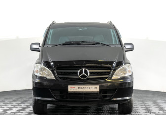 Подержанный автомобиль Mercedes-Benz Vito 2013 года (2 фото)
