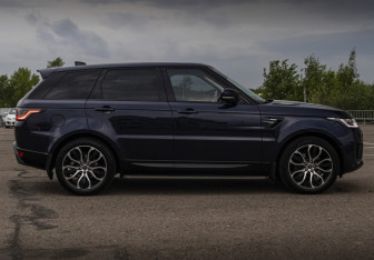 Подержанный автомобиль Land Rover Range Rover Sport 2018 года (4 фото)
